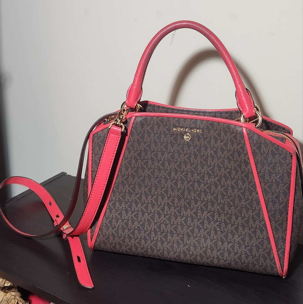 Michael Kors Cleo Medium Logo Satchel